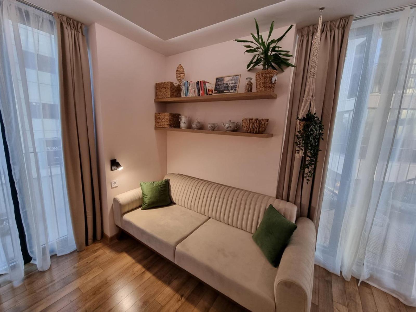 Apartment Polina - 2Bd Next To Sea Garden Варна Екстериор снимка
