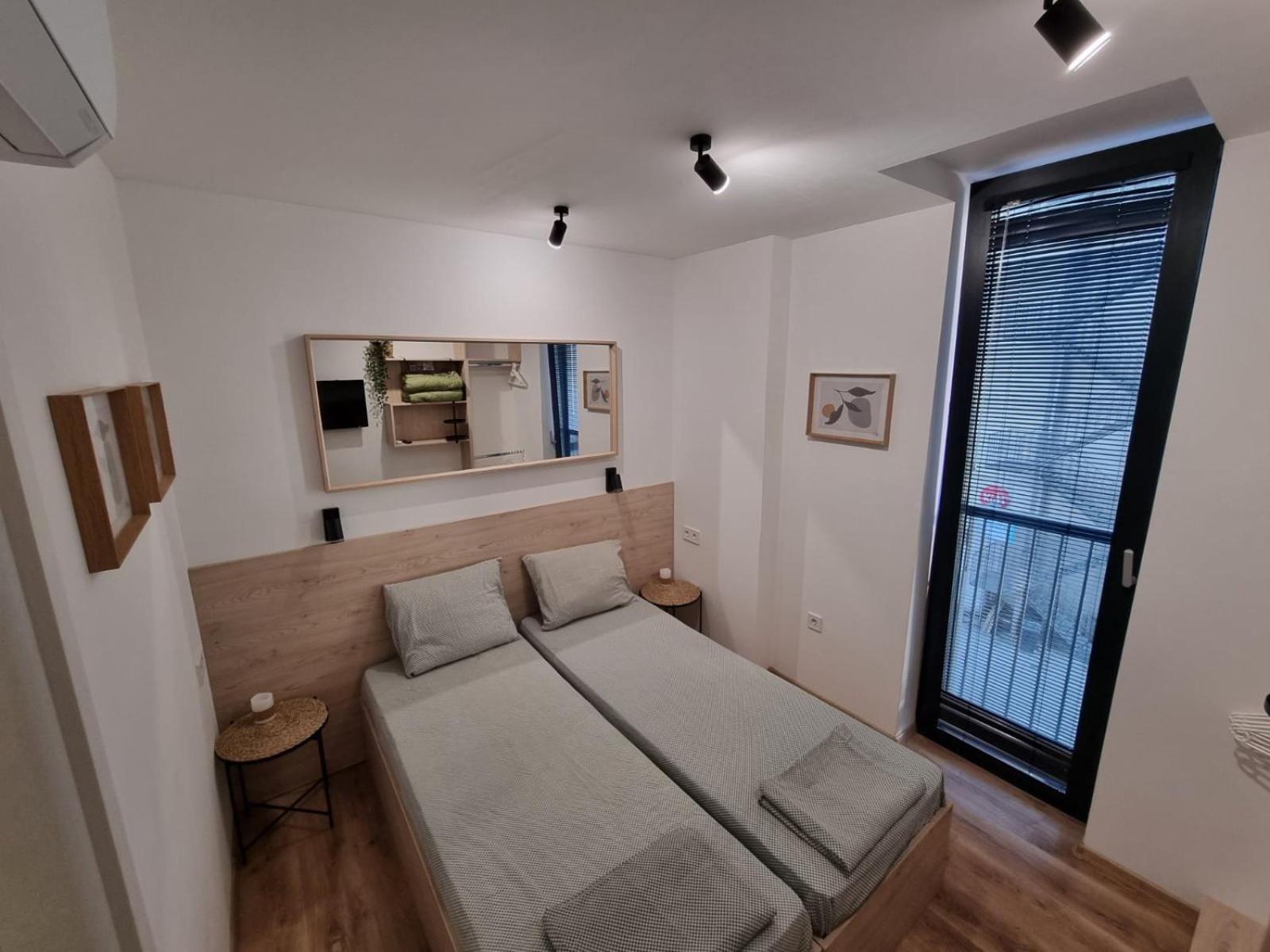 Apartment Polina - 2Bd Next To Sea Garden Варна Екстериор снимка